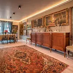 בית נופש The Gallery - Garden And Garage *
