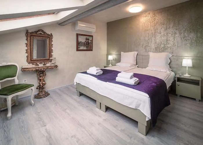 Holiday home The Gallery - Garden And Garage Veliko Tarnovo