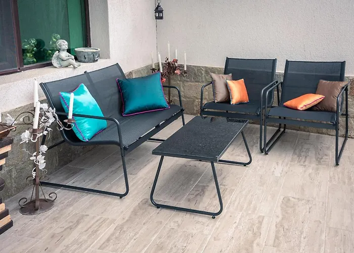 The Gallery - Garden And Garage * Veliko Tarnovo